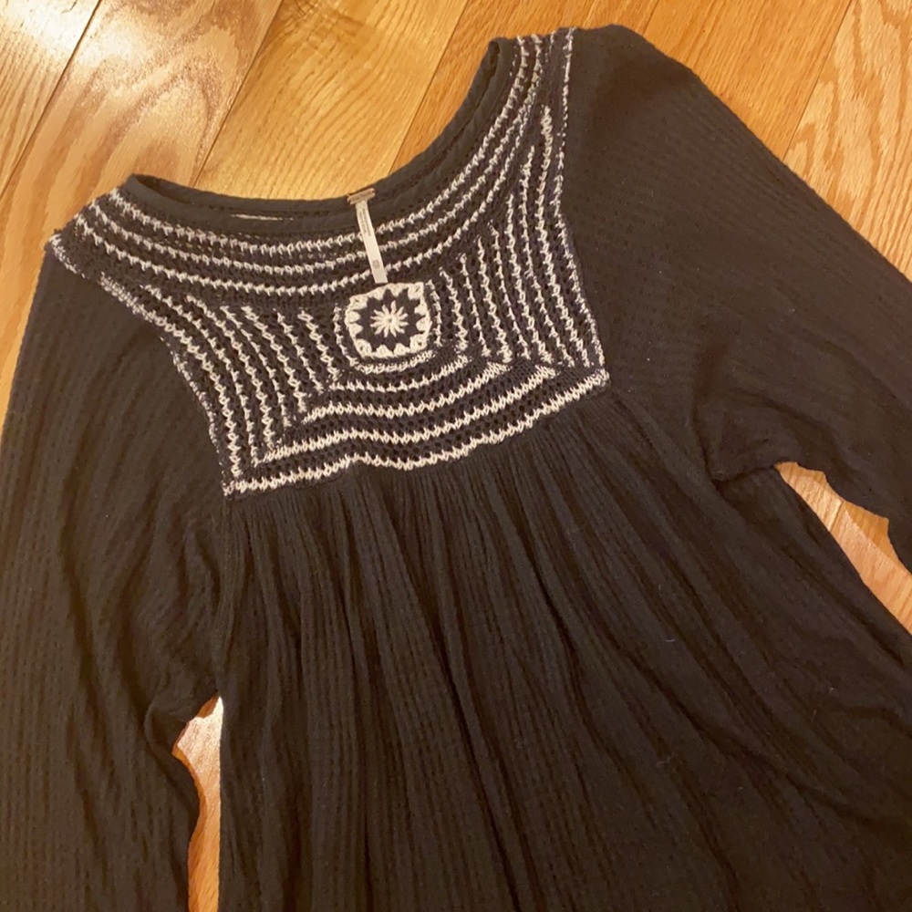 Free People crocheted peasant blouse - Picture 2 of 7
